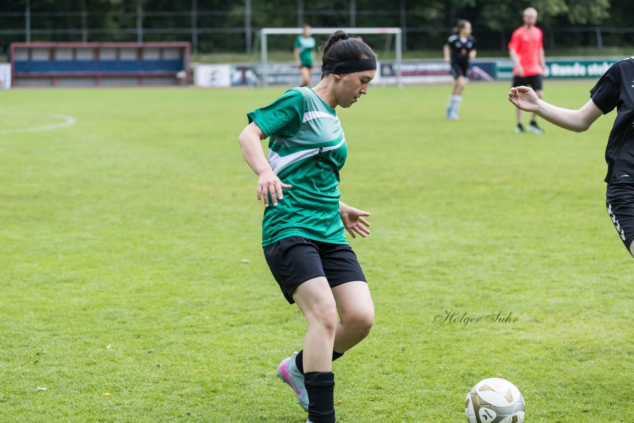 Bild 100 - Loewinnen Cup